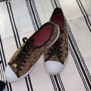 COACH “Empire” canvas sneakers. Perfect for walks, brunch or any outings.